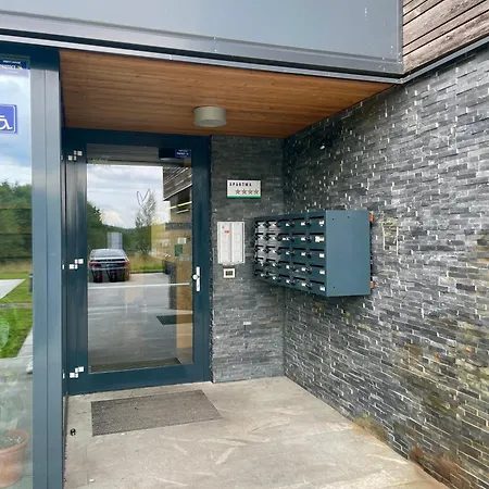 Duplex Delight 18 Mari *