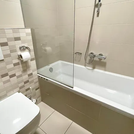 Duplex Delight 18 Mari