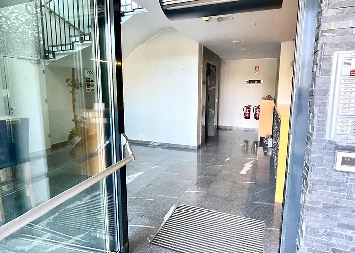 Duplex Delight 18 Mari *